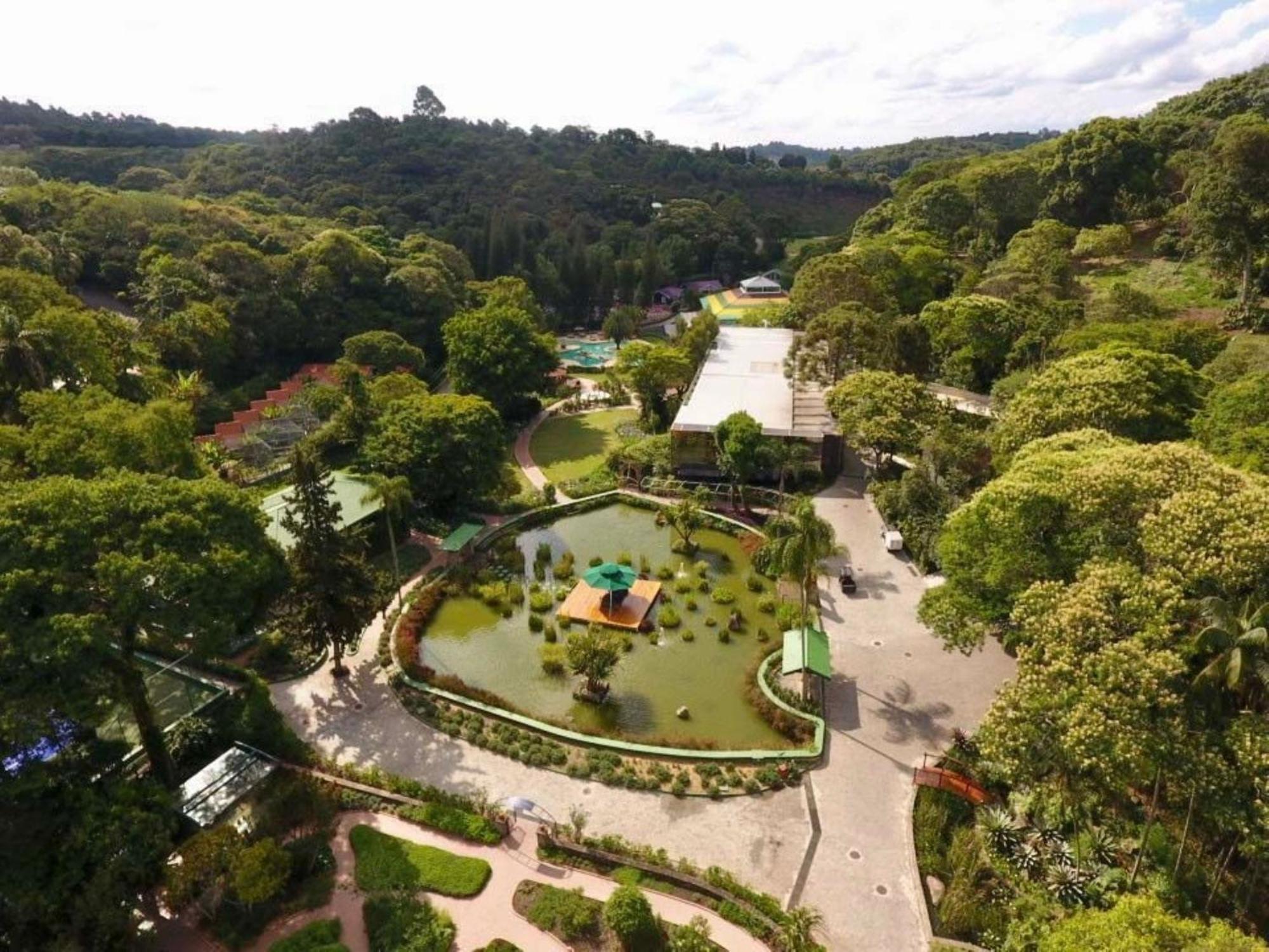 Unique Garden Hotel Mairipora Ngoại thất bức ảnh