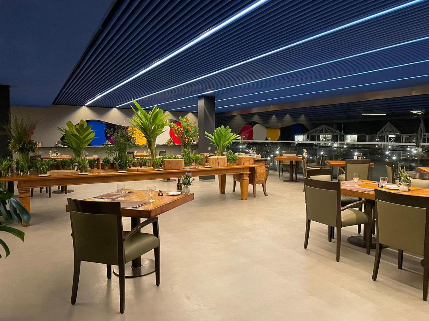 Unique Garden Hotel Mairipora Ngoại thất bức ảnh
